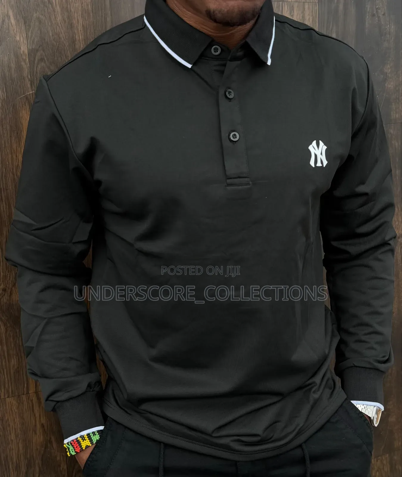 Men Longsleeved T-Shirt With Collar