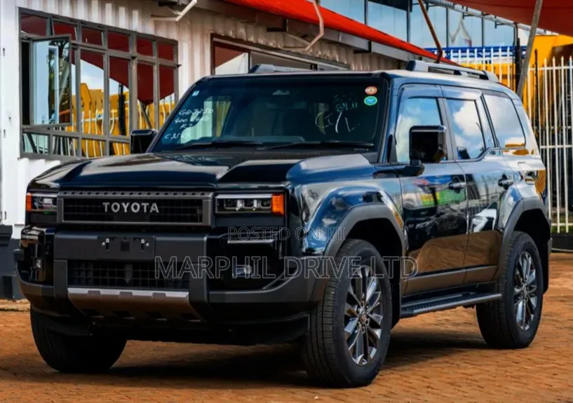 Toyota Land Cruiser Prado 2.8 2024 Black