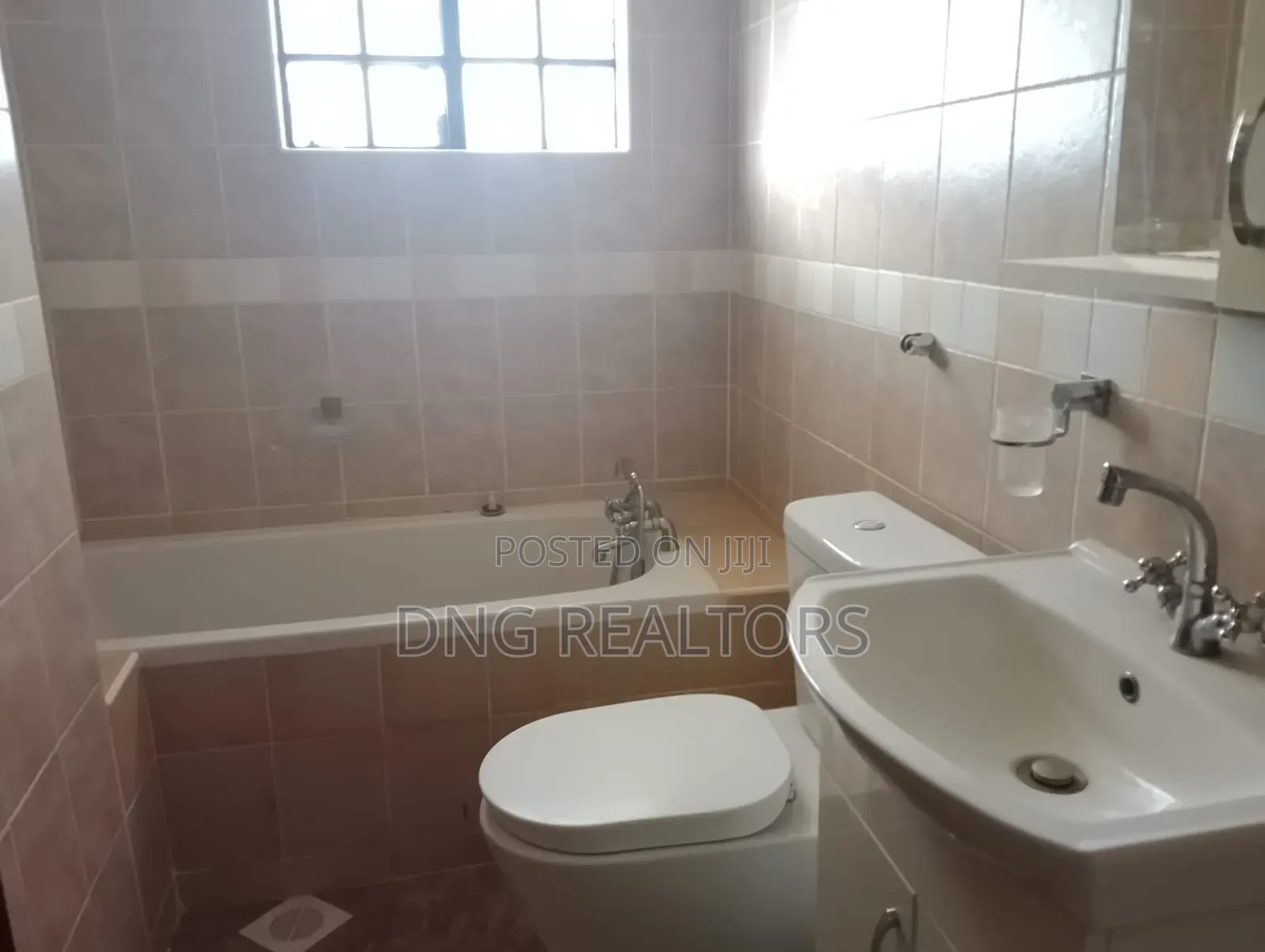5bdrm Maisonette in Karen for sale