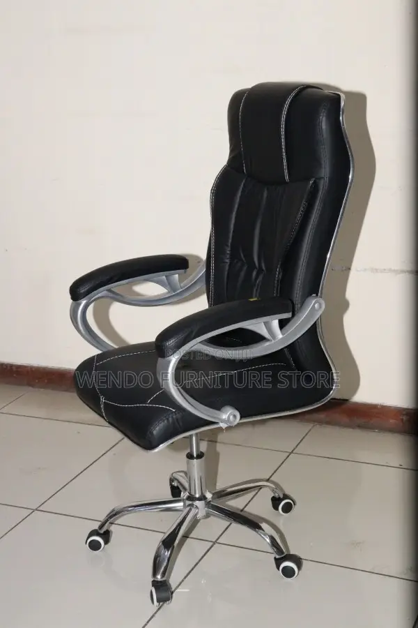 Office Chair : O12 Black Faux Leather Executive Office Chai