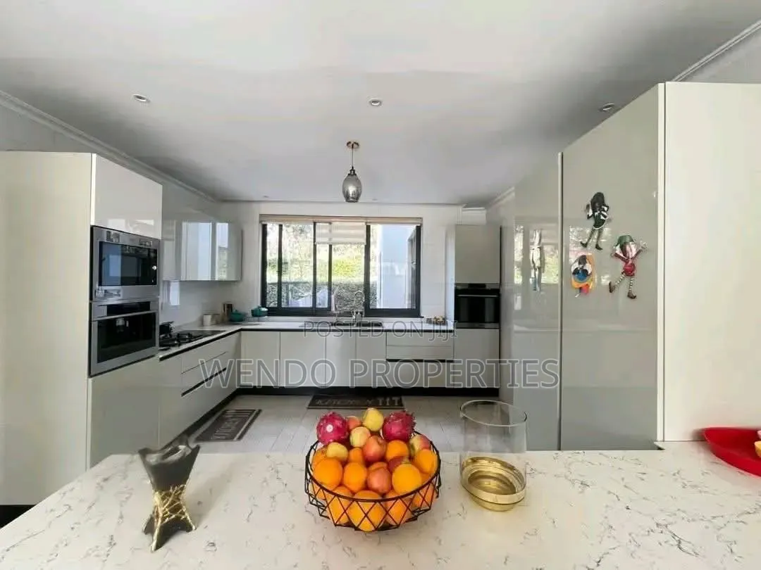7bdrm Villa in Karen for sale