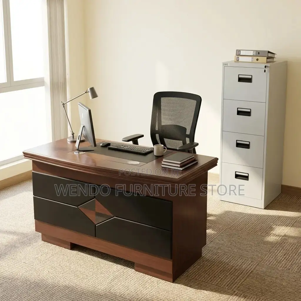 Office Desk : O9l1400mm Reddish-Brown Wooden Executive Office Desk