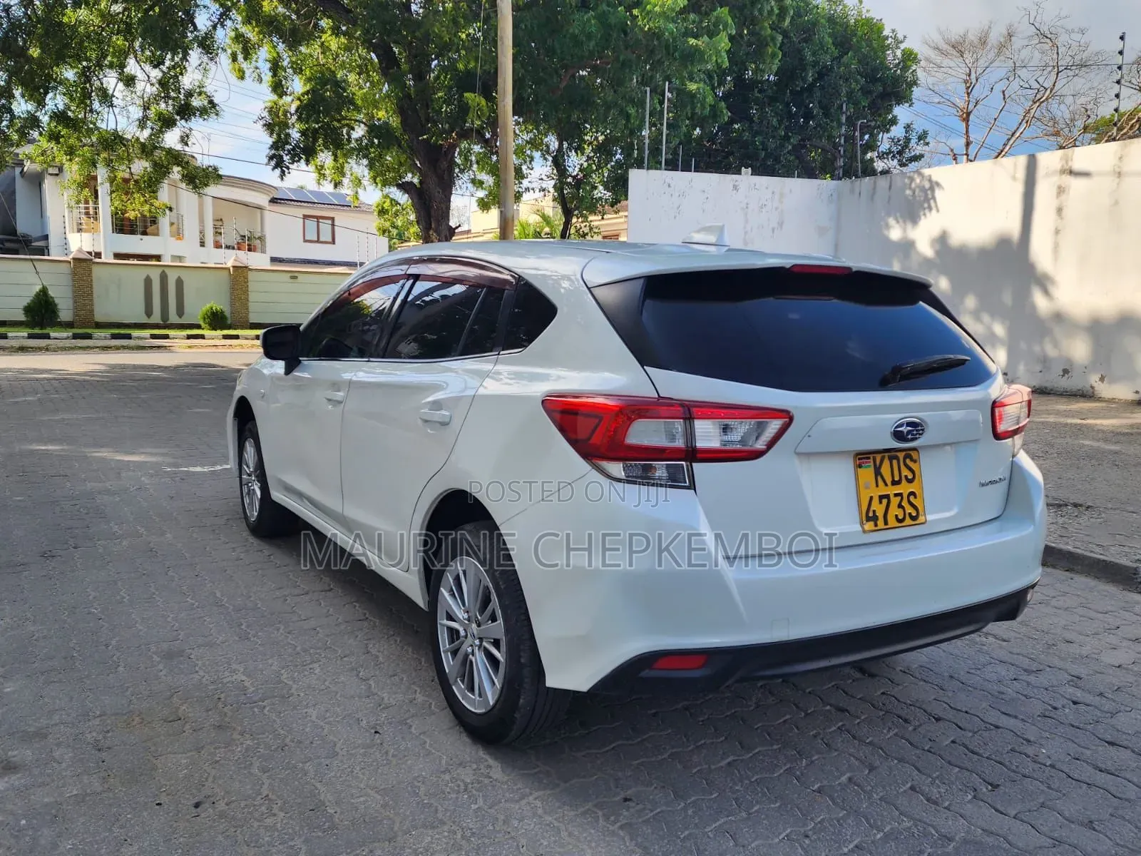 Subaru Impreza 2.0i Limited AWD Hatchback 2017 Pearl