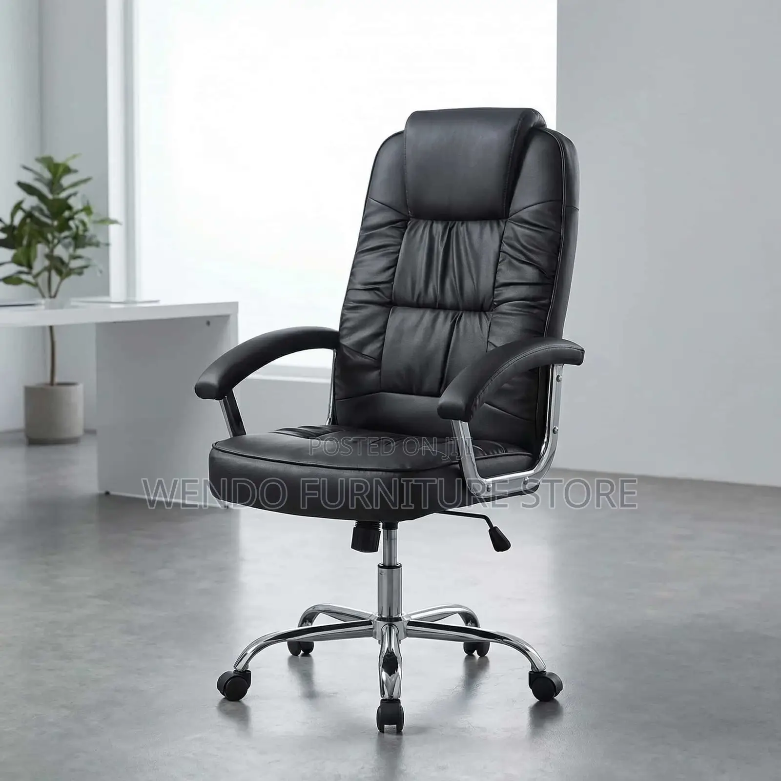 Office Chair : Black High-Back Leather Executive Office Chair