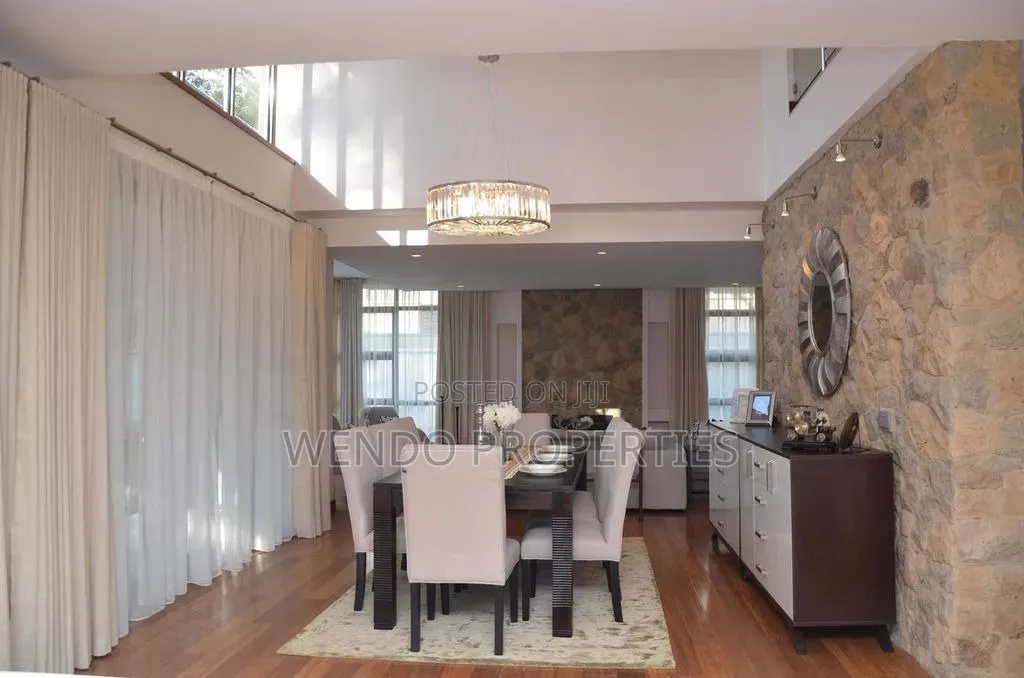 5bdrm Villa in Karen for rent