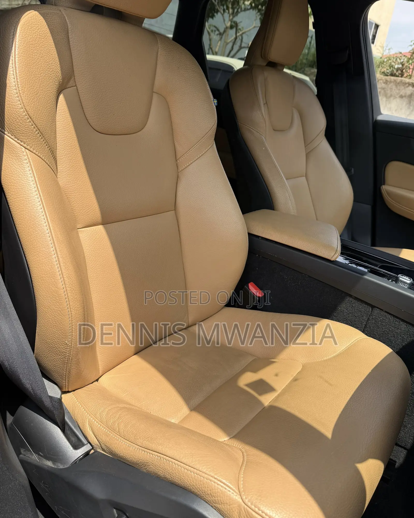 Volvo XC60 2019 Blue