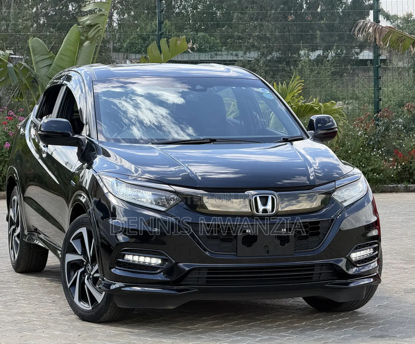Honda Vezel 1.5 Hybrid 2WD 2019 Black
