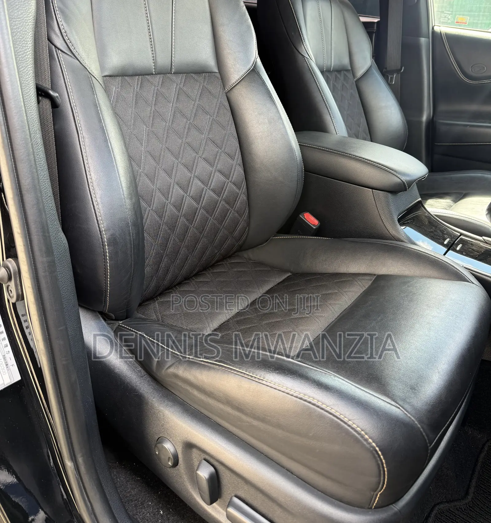 Toyota Harrier 2.0 2019 Black