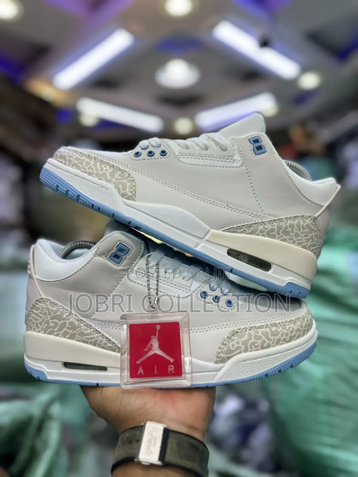 Air Jordan 3 Unc Og
Quality Pure Leather Sneakers
