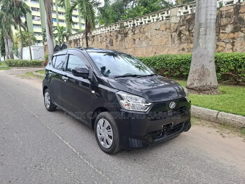 Daihatsu Mira 2019 Black