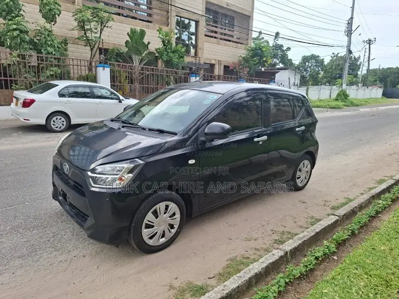 Daihatsu Mira 2019 Black