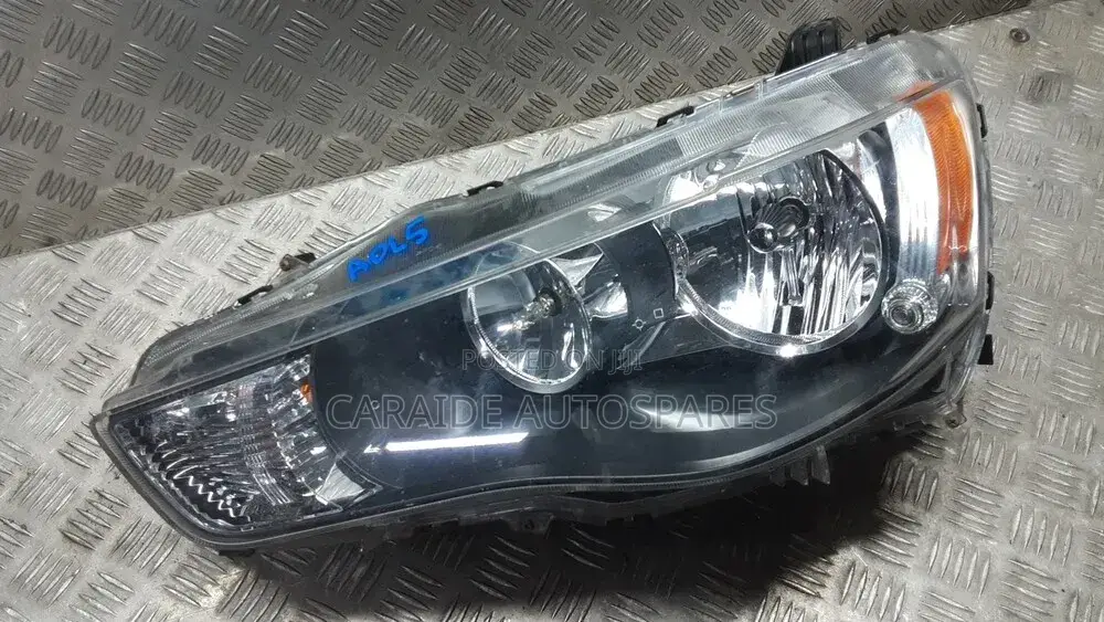Outlander 2010 Headlights Non Xenon
