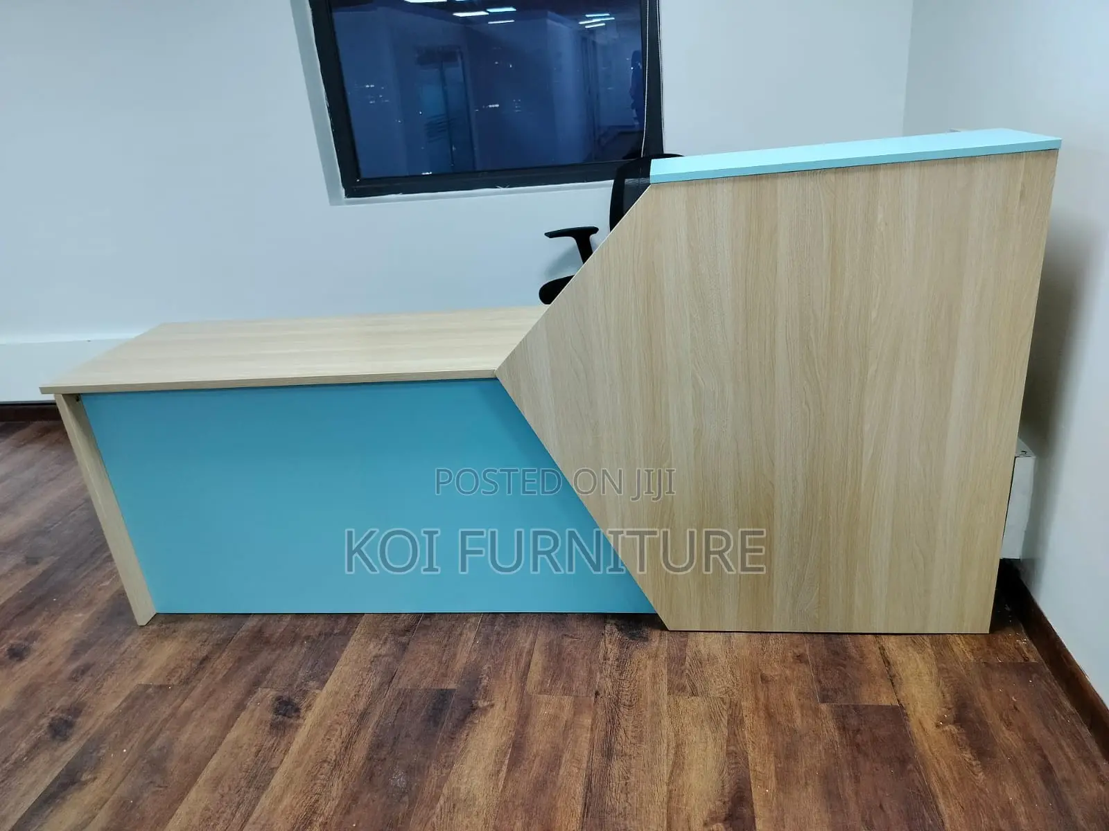 Office Desk : F4 Custom Modern 2.4-meter Reception Counter Desk