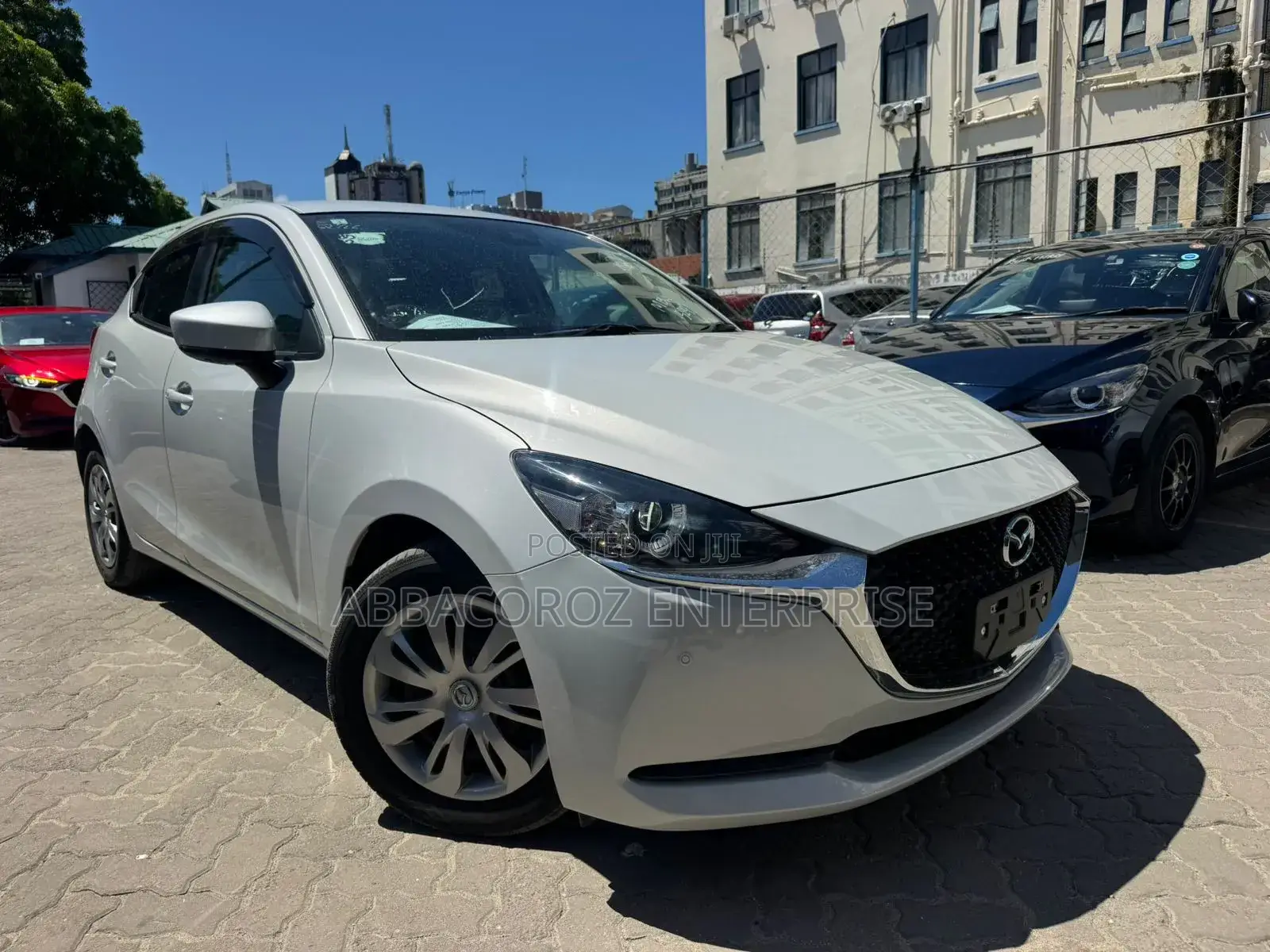Mazda 2 2019 Off white