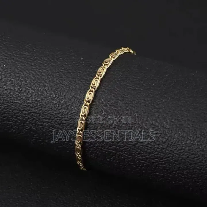 Minimalist, Gold-tone, Stainless Steel Bracelets.
