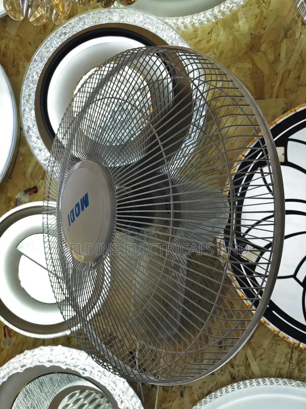 Wall Mount Fan 16"