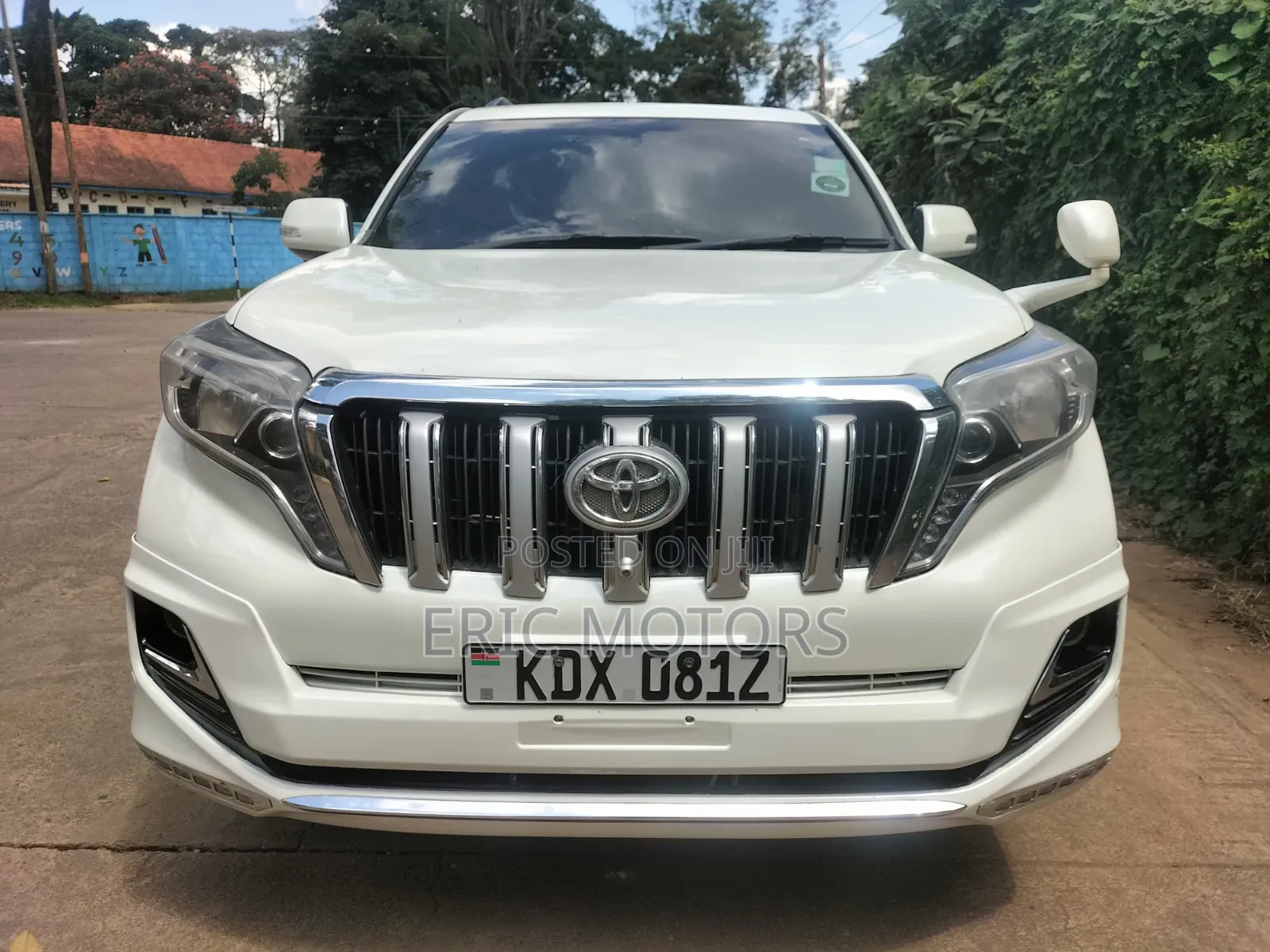 Toyota Land Cruiser Prado 2.7 i 2013 White