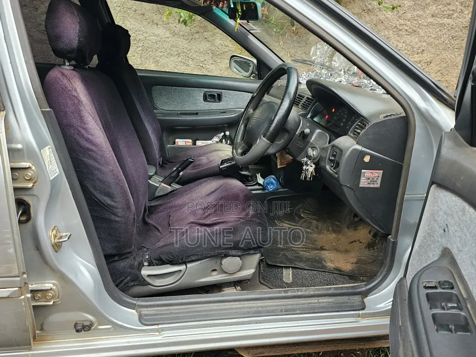 Nissan FB14 2002 Silver