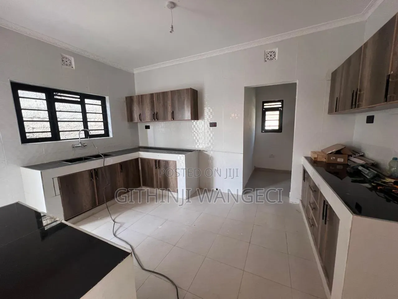 3bdrm Bungalow in Roimen, Matasia for sale