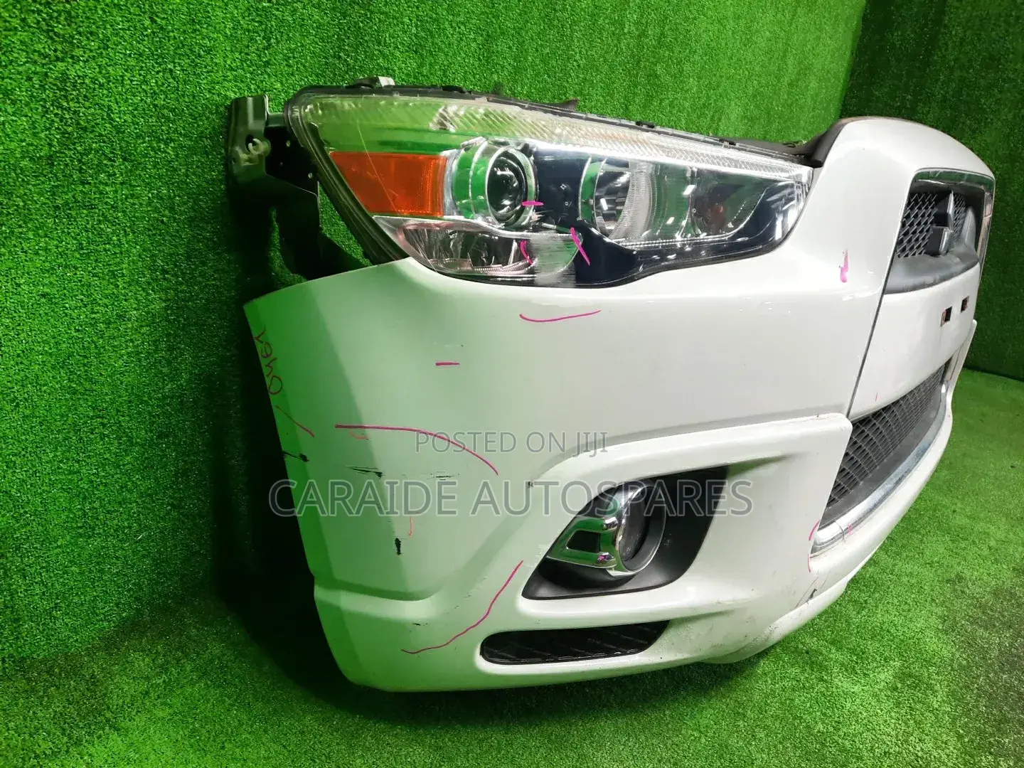 Outlander 2010/2011/2012 Nosecut Xenon