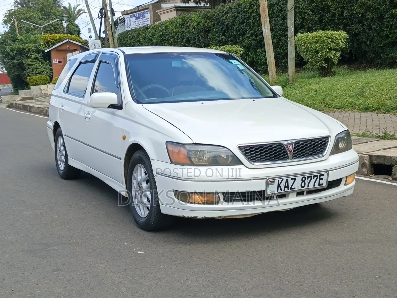 Toyota Vista 2000 Pearl