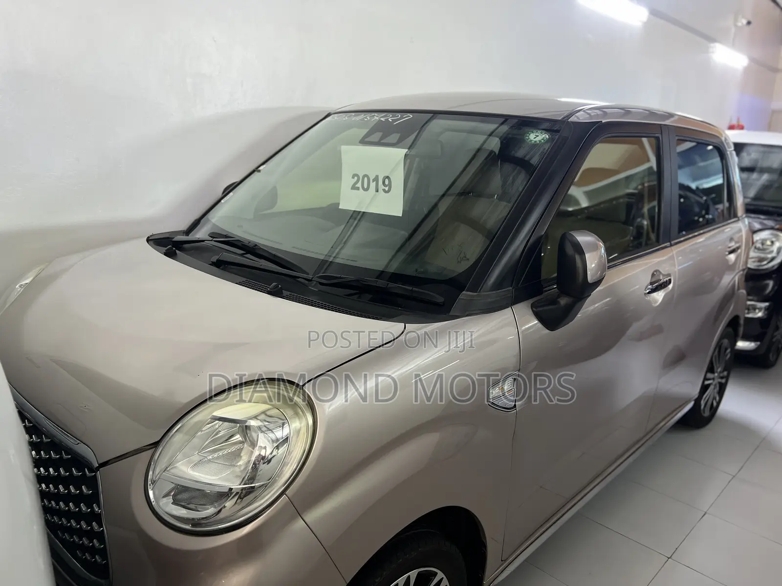 Daihatsu Cast 660 Turbo AWD 2019 Gold