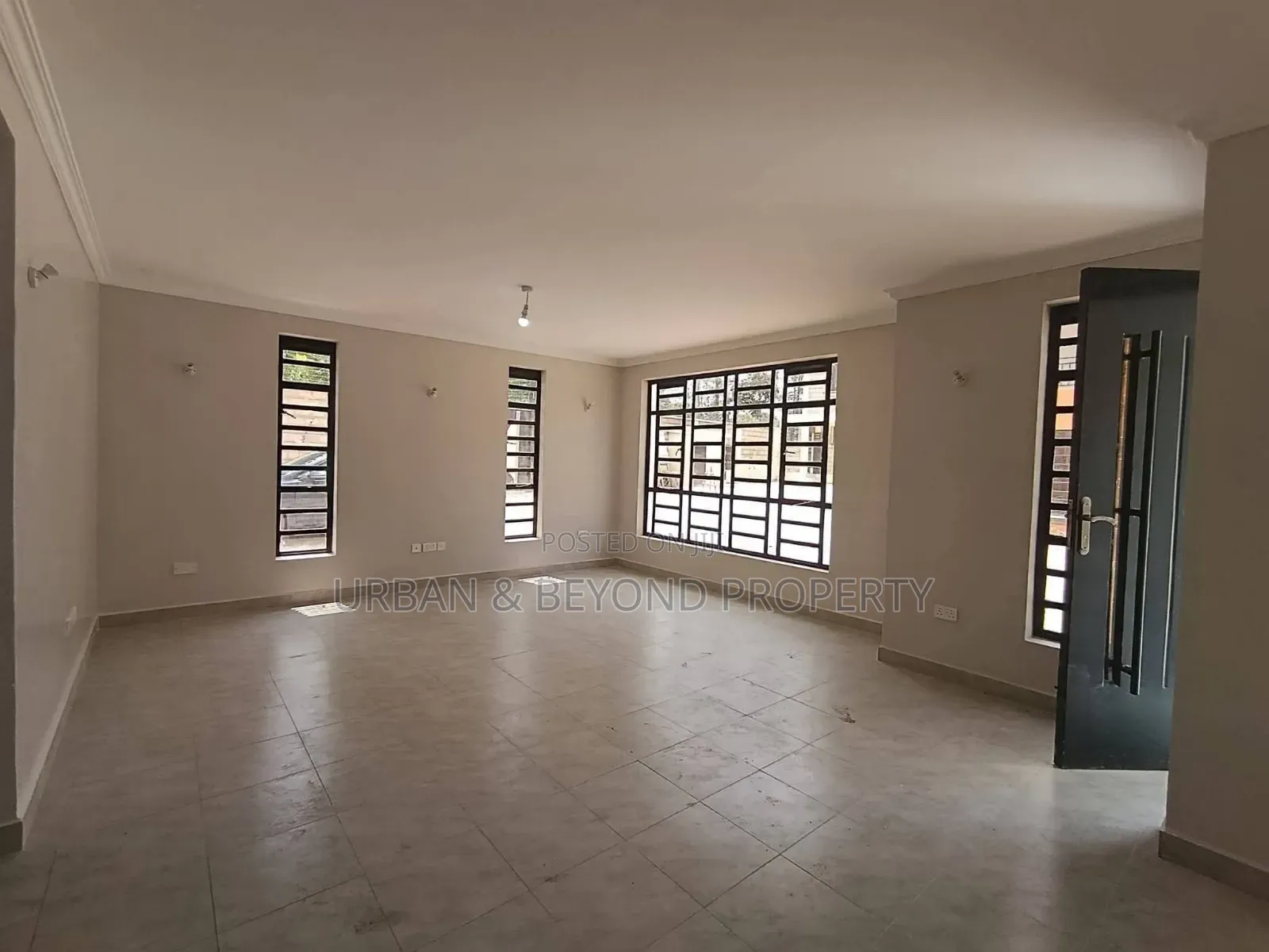 3bdrm Townhouse/Terrace in Ngong CBD for sale