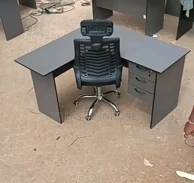 L Shaped Desk and Headrest Chair Combo