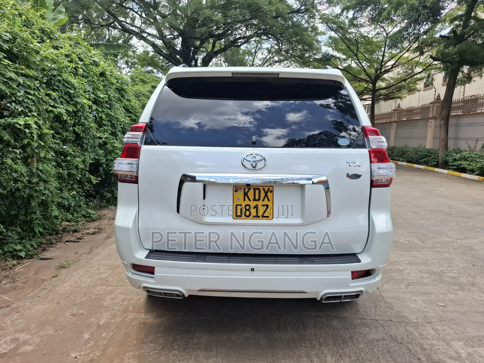 Toyota Land Cruiser Prado 2.7 i 2013 Off white