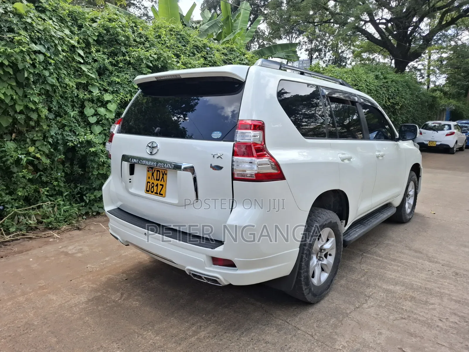 Toyota Land Cruiser Prado 2.7 i 2013 Off white