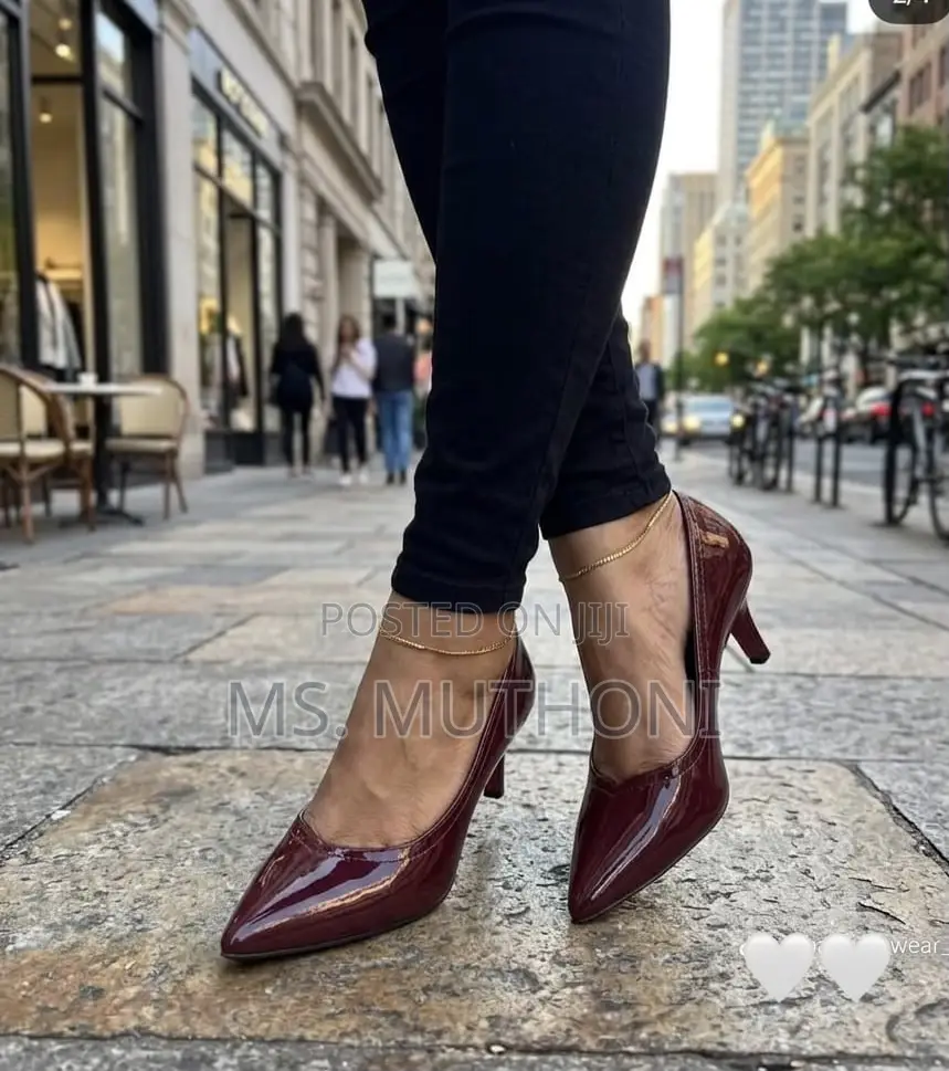 Glossy Pointed-Toe Kitten Heels Size 37-42
