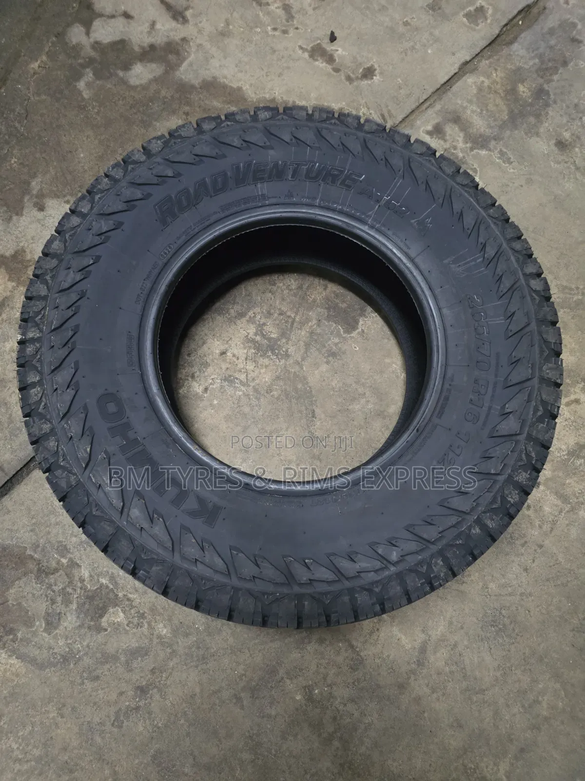 265 /70 R16 Khumo Tires (All Terrein)