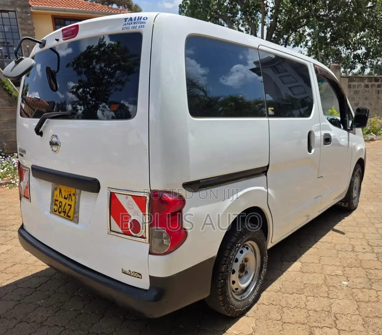 Nissan NV200 SV 2015 White