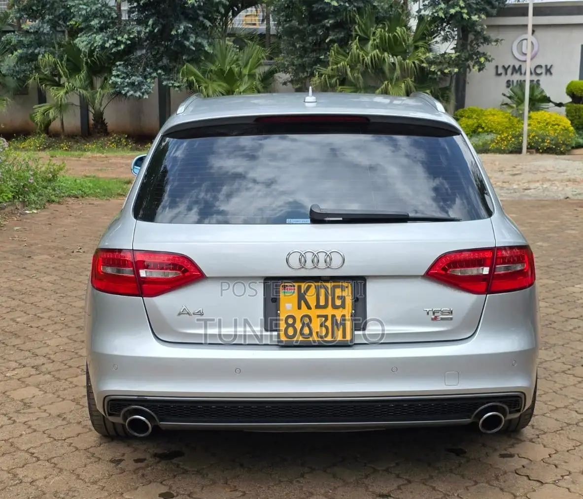 Audi A4 2.0T Premium 4dr Sedan (2.0L 4cyl Turbo CVT) 2014 Silver