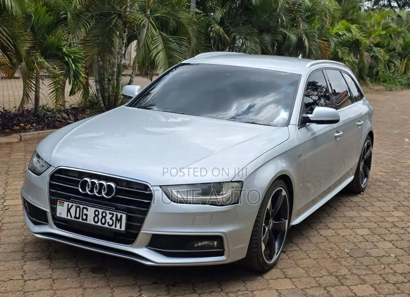 Audi A4 2.0T Premium 4dr Sedan (2.0L 4cyl Turbo CVT) 2014 Silver
