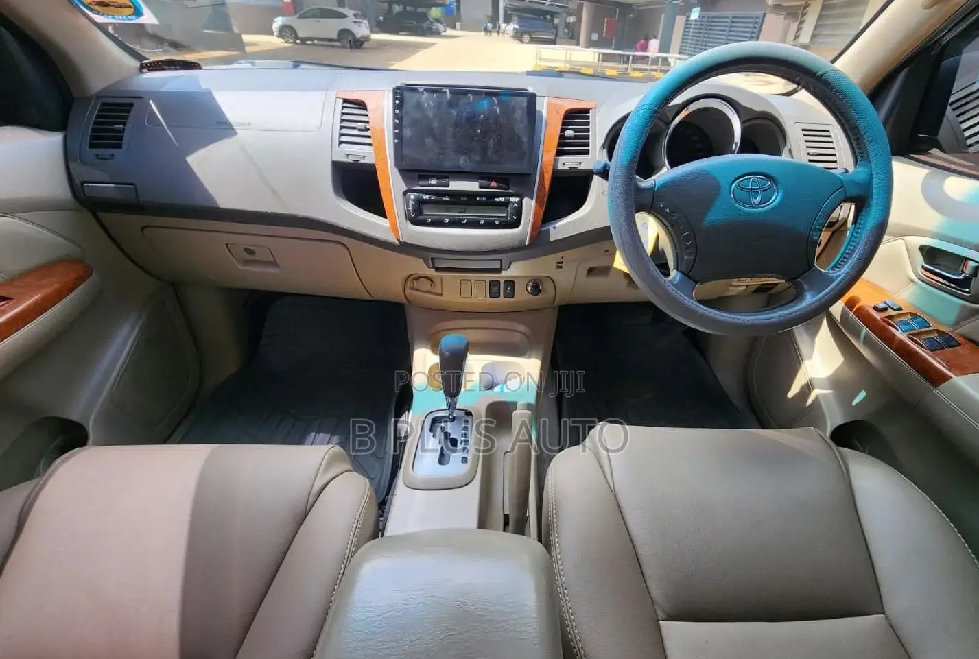 Toyota Fortuner 2011 Gray