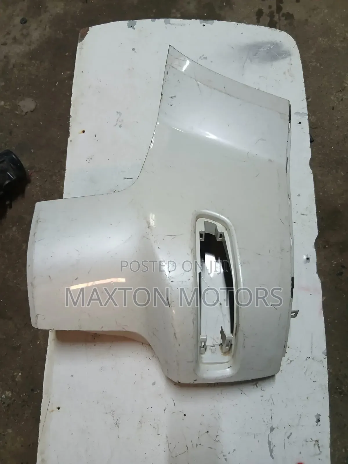 Mitsubishi Outlander 2008 Rear Bumper Finisher