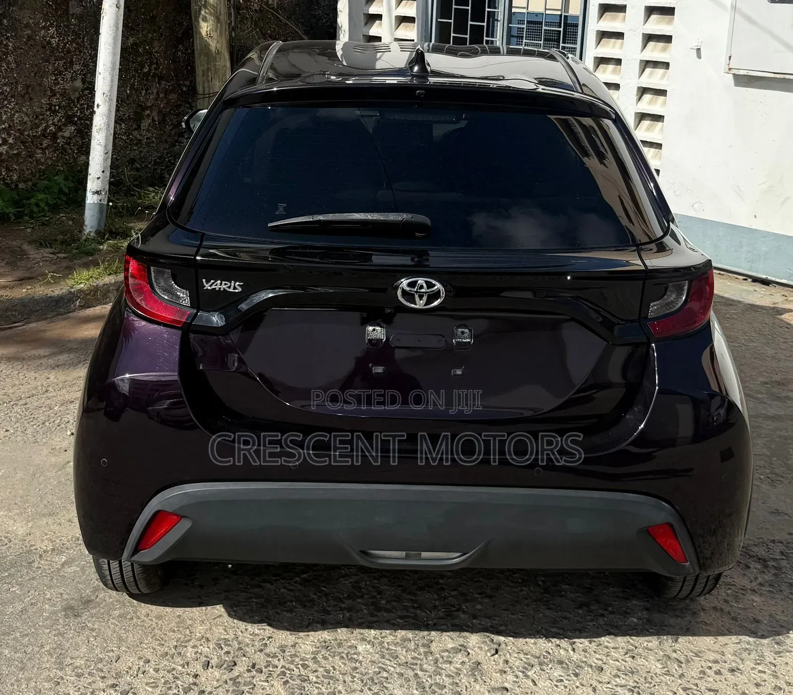 Toyota Yaris 2020 Maroon