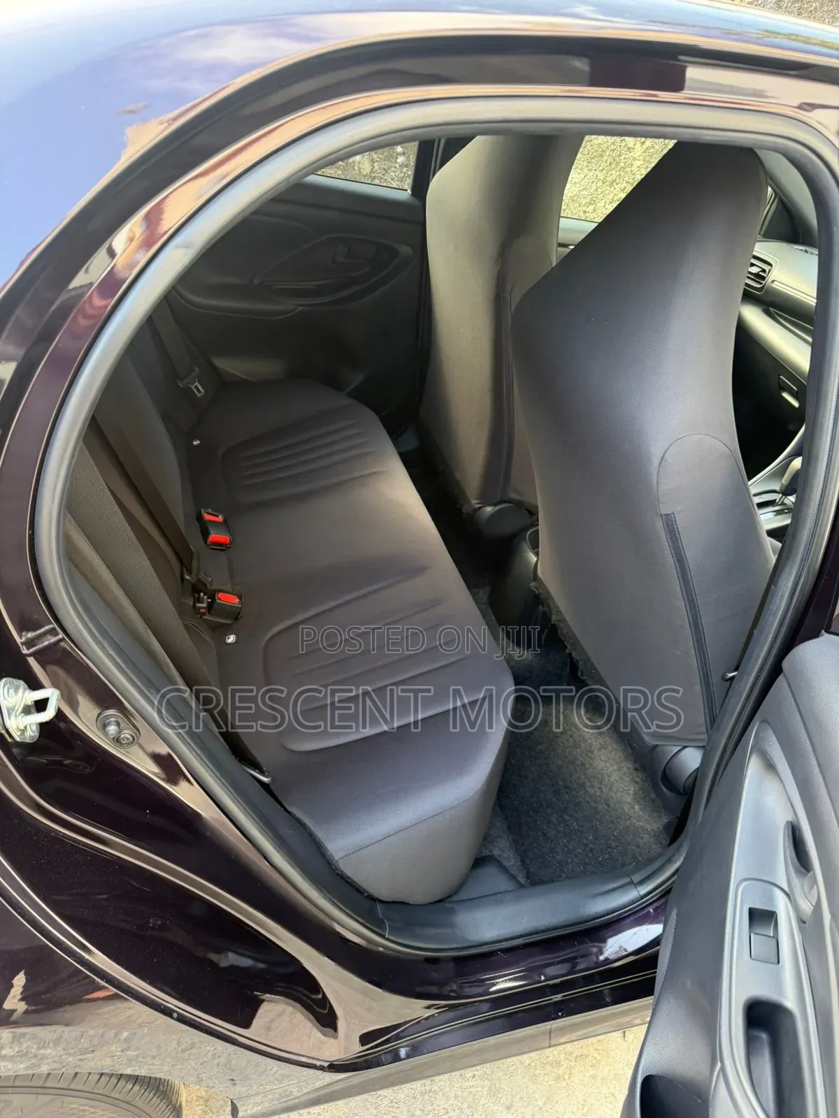 Toyota Yaris 2020 Maroon