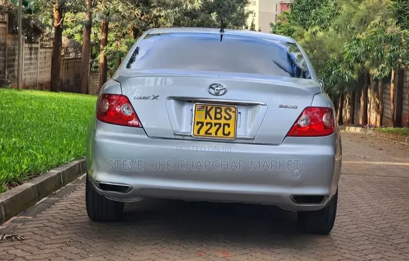 Toyota Mark X 2006 Silver