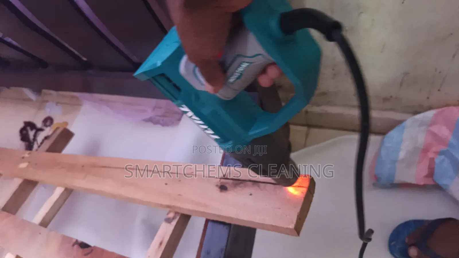 Heating Gun Bedbugs Control
