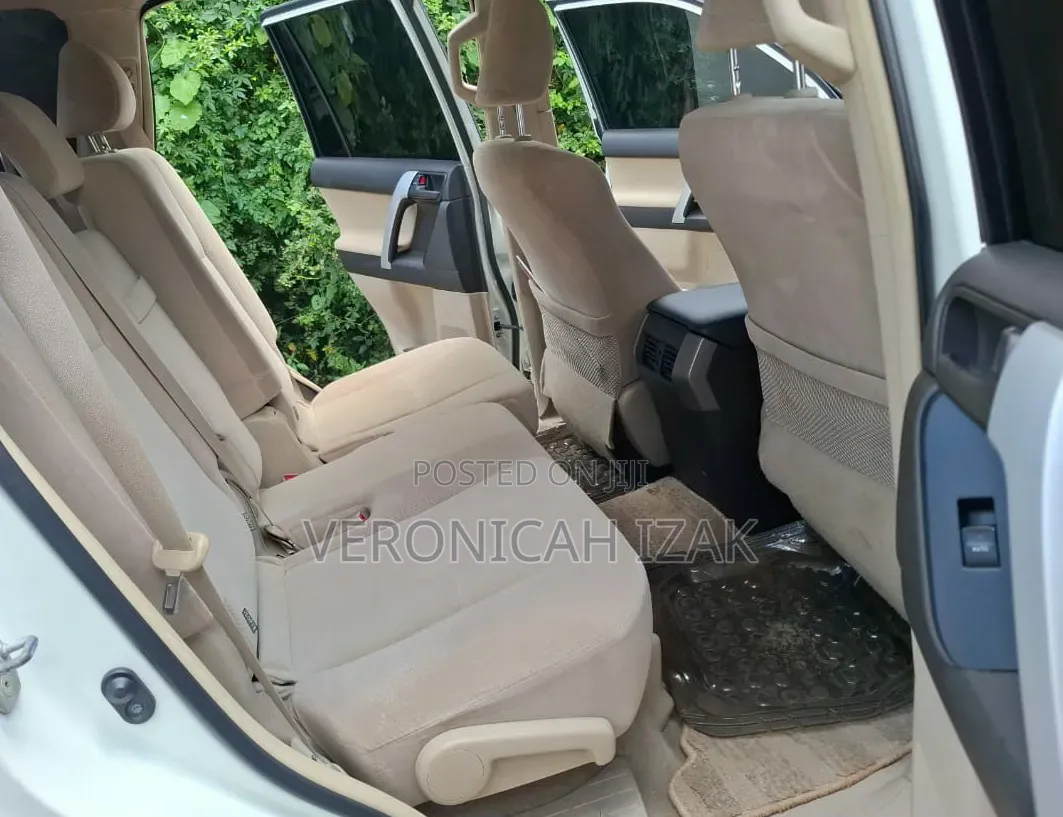 Toyota Land Cruiser Prado 2013 White