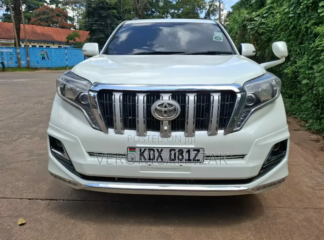Toyota Land Cruiser Prado 2013 White