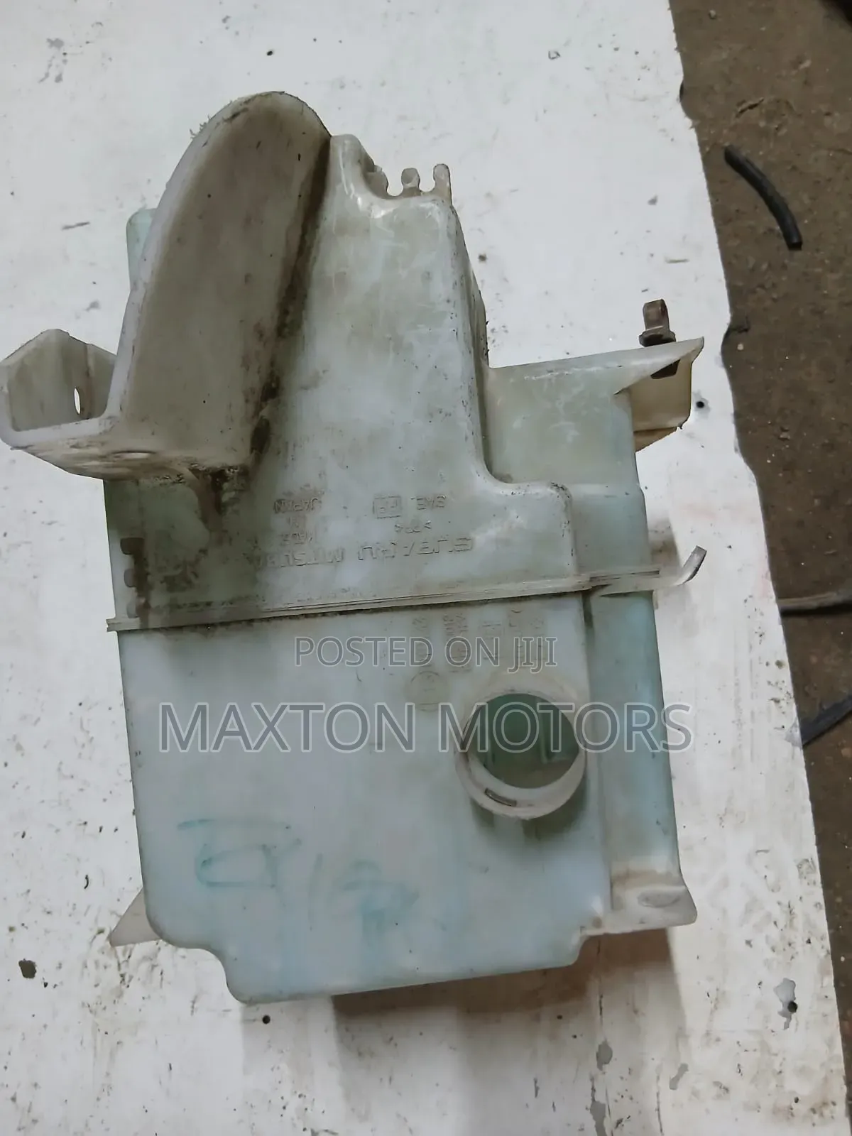 Subaru Exiga Washer Bottle