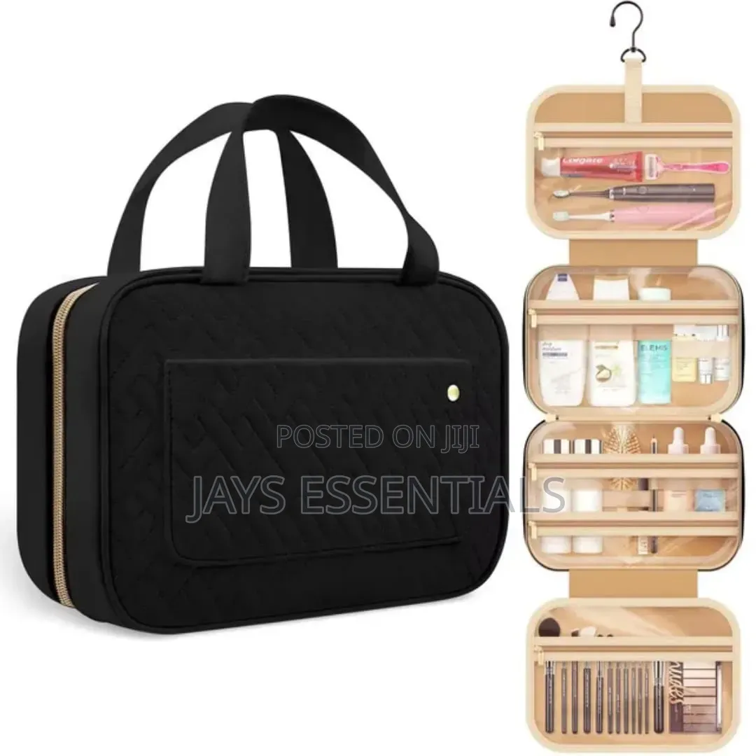 Waterproof Toiletry Bag With Hanging Hooks