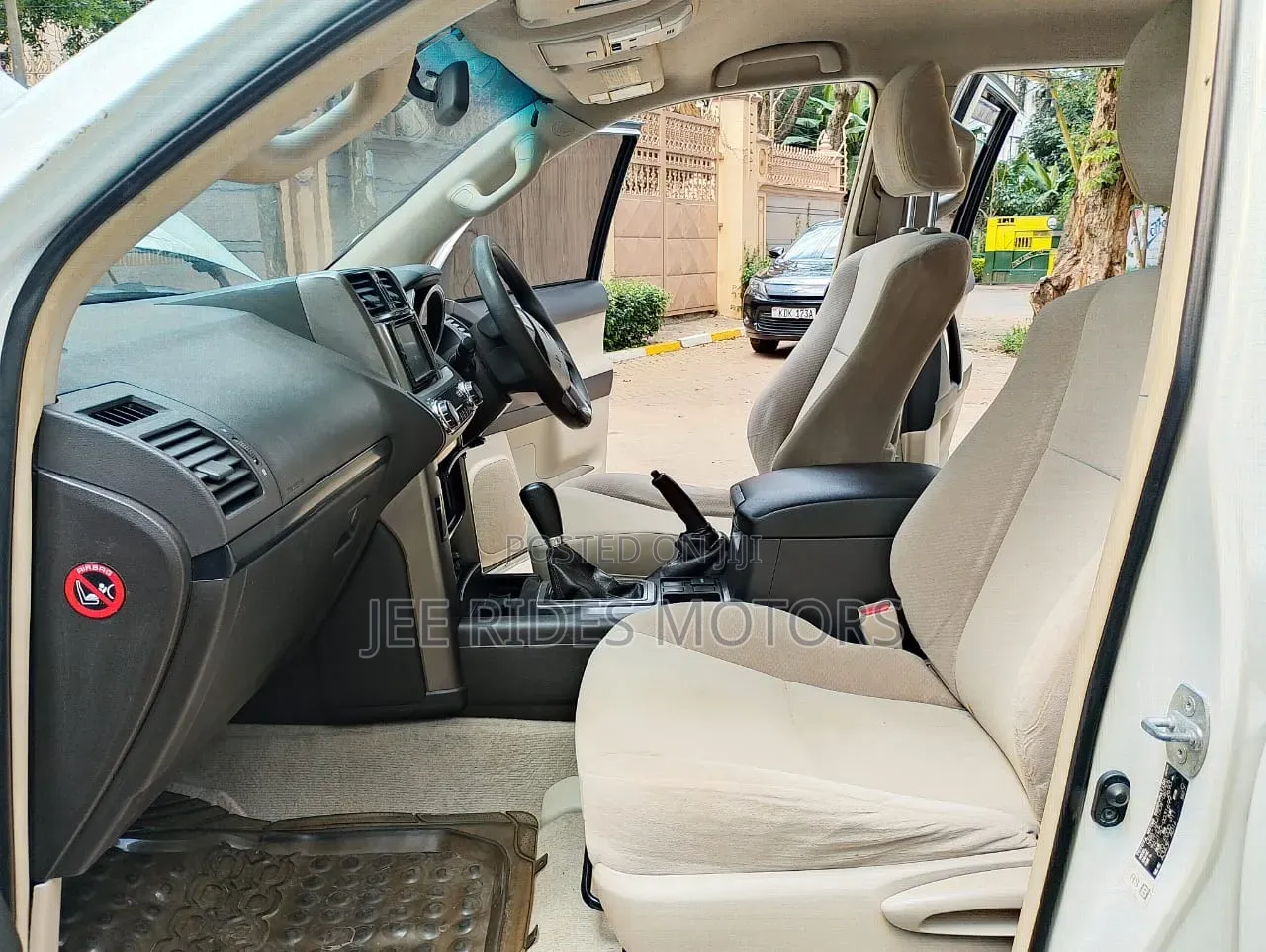Toyota Land Cruiser Prado 2.7 i 2013 White