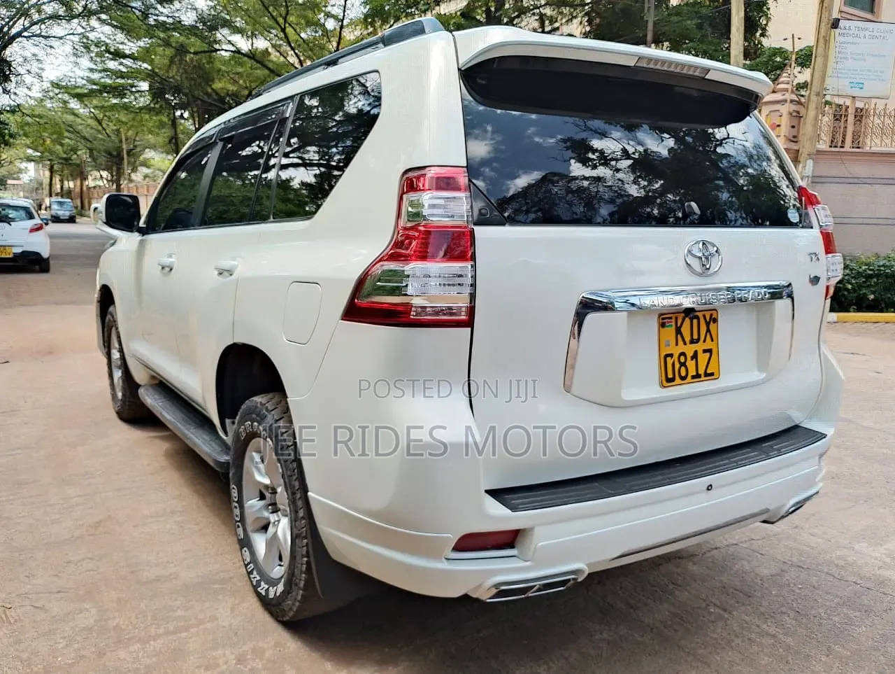 Toyota Land Cruiser Prado 2.7 i 2013 White