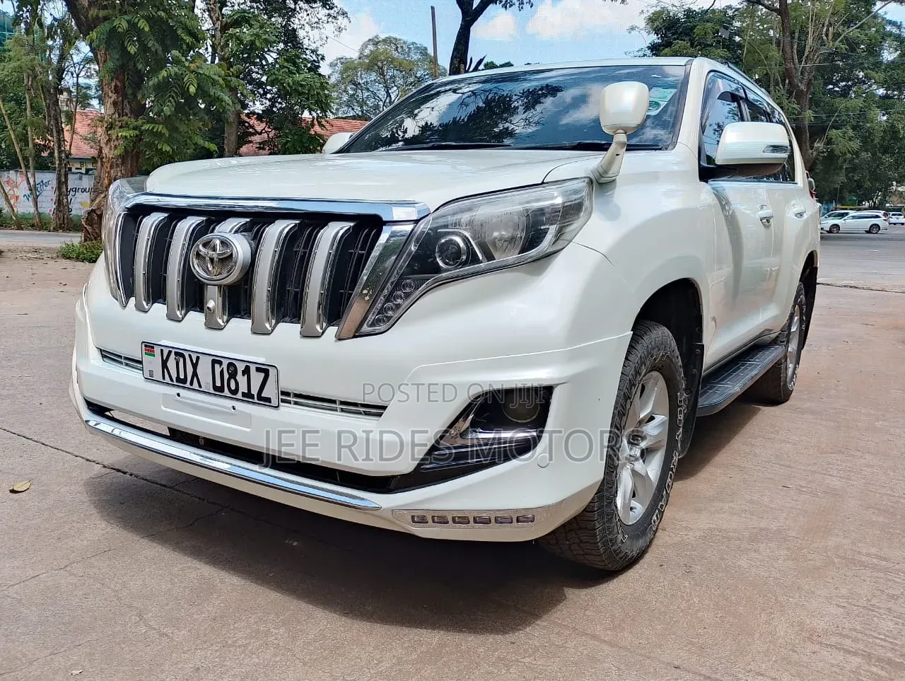 Toyota Land Cruiser Prado 2.7 i 2013 White
