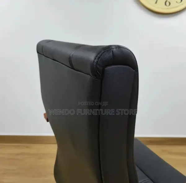 Office Chair : High-Back Executive Visitor Chair Black Leather Upholst