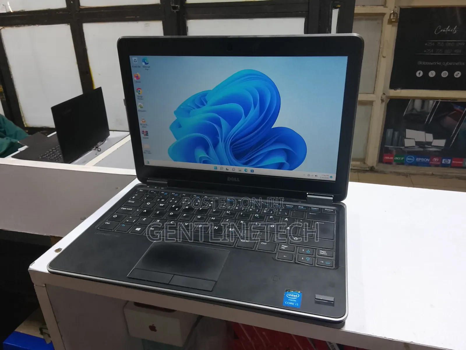 Laptop Dell Latitude E7240 8GB Intel Core i5 SSD 128GB
